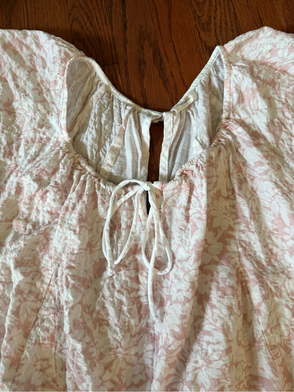 Tullabee Pink Floral Puff Sleeve Cottagecore Romper Medium - Picture 3 of 7